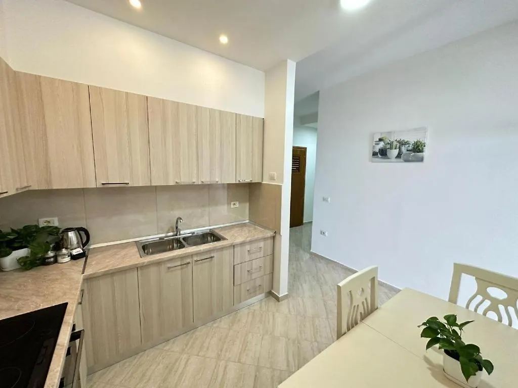 Trea Accomodations- Vola Vlore