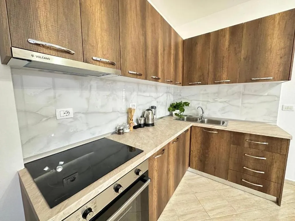 Apartment Trea Accomodations- Vola Vlore