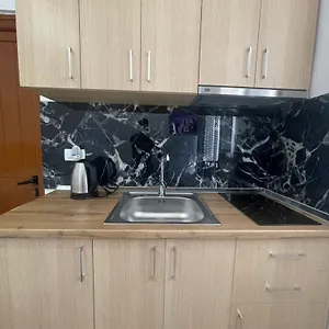 Vakantiehuis Rent Loren, Vlorë
